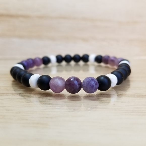 Lepidolite Black Onyx & Turquoise Stretch Bracelet - Picture 2 of 6